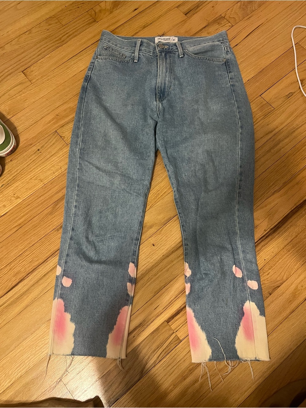 Jeans - Picture 2 of 4